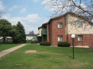 1520 13th St APT 5, Fennimore, WI 53809