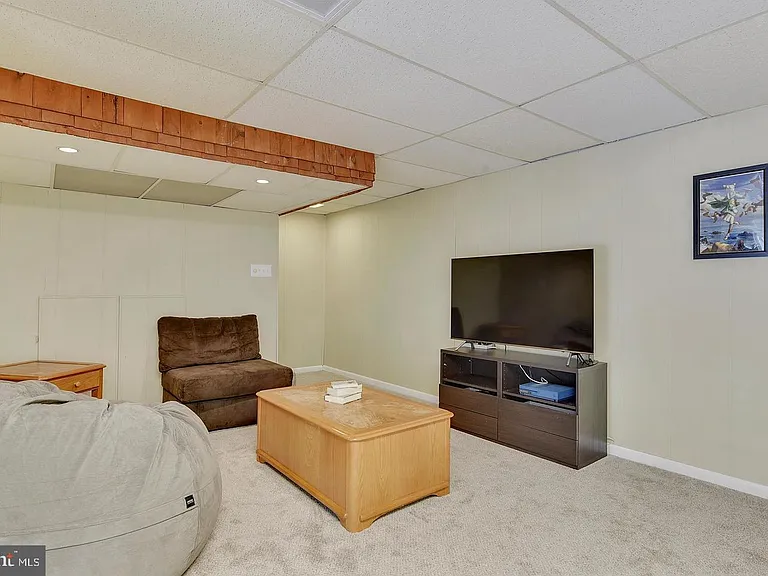 9438 Abingdon Ct — Photo 20