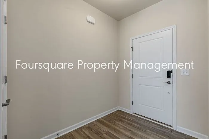 1716 Luna Way — Photo 9