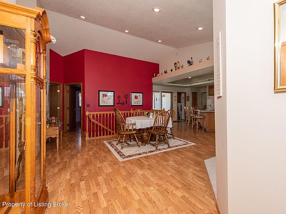5th image of 1266 Dell Ave