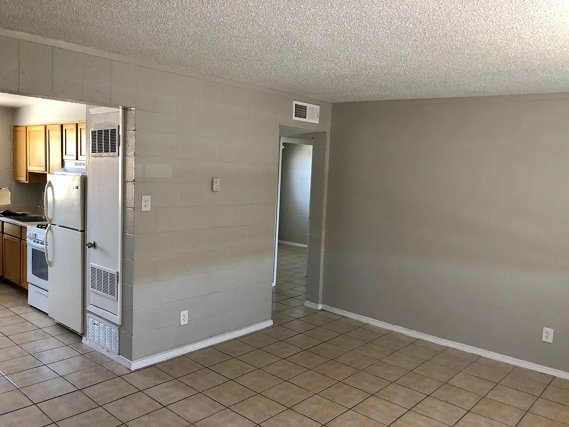 San Jose Apartments — Photo 3
