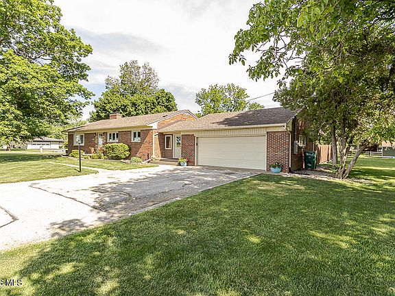 3rd image of 3707 Curtice Rd
