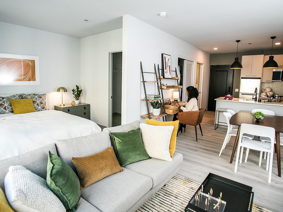 1st image of 2151 N Elston Ave #447