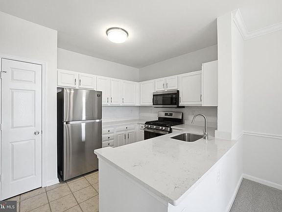3rd image of 14040 New Acadia Ln APT 405