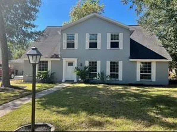 17715 Loring Ln, Spring, TX 77388