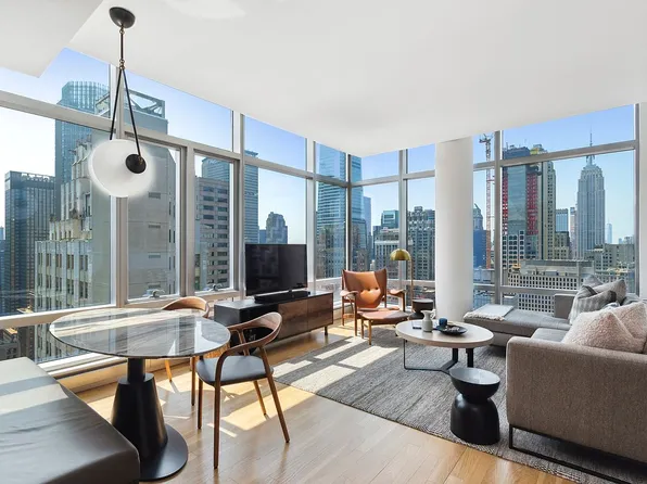 18 W 48th St, New York, NY 10036