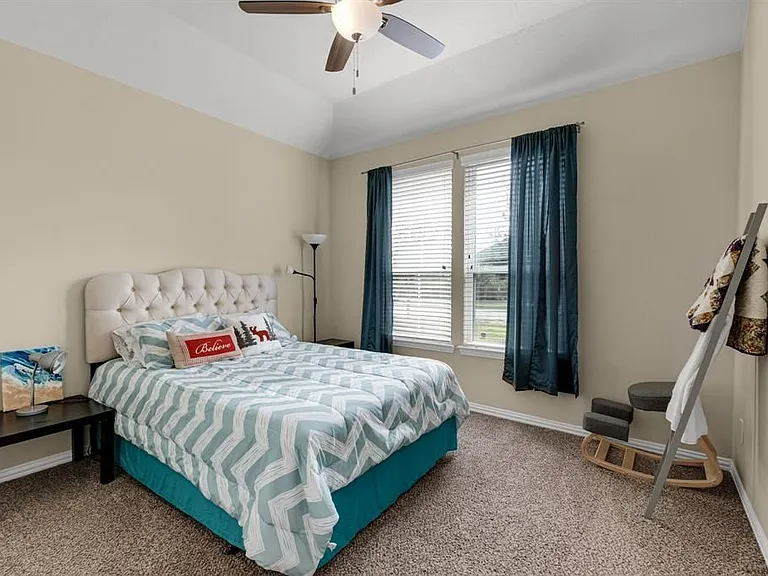 3058 Winterberry Ln — Photo 17