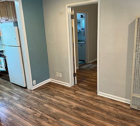 2nd image of 1755 Hester Ave #11