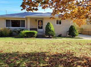 1846 Spaulding Rd, Monroe, MI 48162