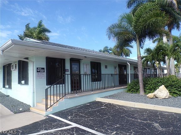 3rd image of 128 Cortez Way