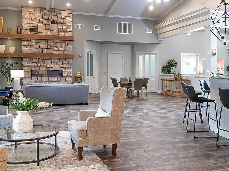 POINTE AT GREENVILLE APARTMENTS — Photo 21