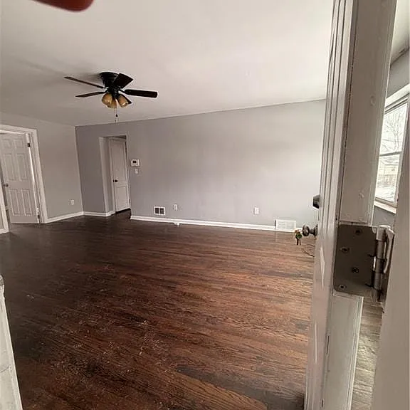 5401 Newfield Ave #1 — Photo 4