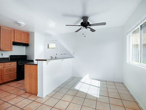 5th image of 9713 Cedar St