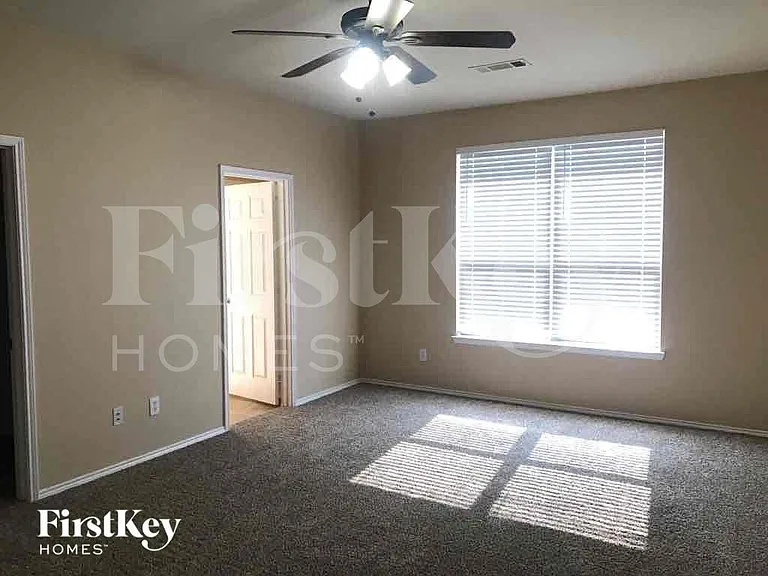 13221 Settlers Trl — Photo 18