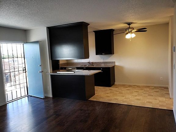 4th image of 3714 42nd St #3