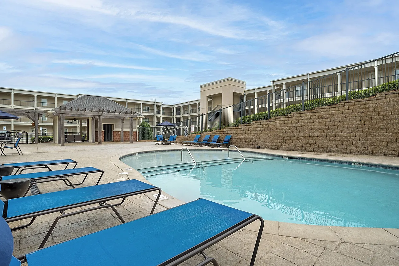 The Heights Apartments — photo 15