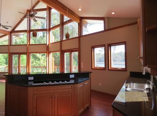 216 White Oak Bluff Rd, Stella, NC 28582