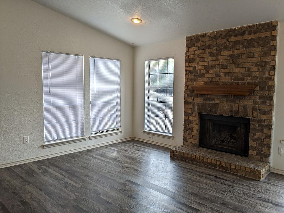 1st image of 3120 Tudor Ln