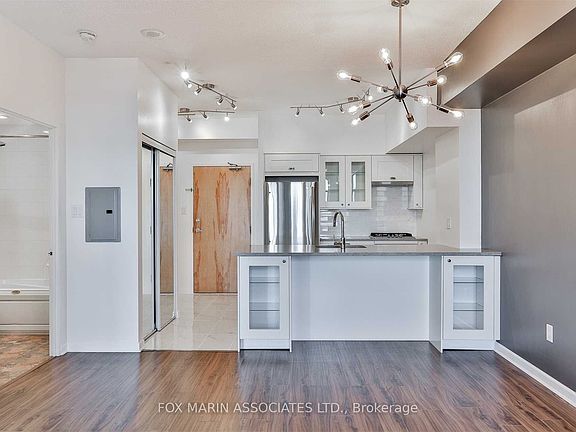 3rd image of 39 Parliament St Unit 1108