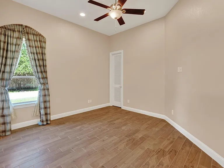 9436 Hufsmith Rd — Photo 29