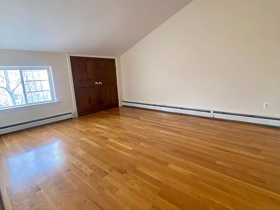 4th image of 3621 Marolla Pl Floor 2