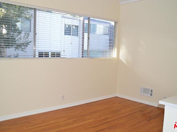4th image of 6050 Canterbury Dr Unit H230