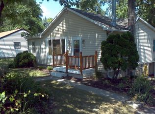 N26W27112 Prospect Ave, Pewaukee, WI 53072