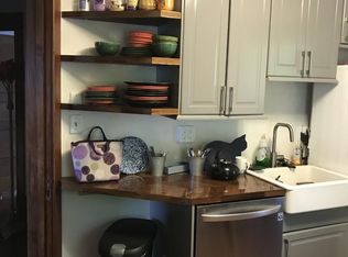 415 1/2 Washington St, Cedar Falls, IA 50613