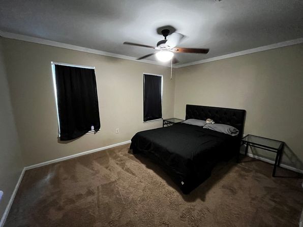 718 Jl Lomax Dr, Valdosta, GA 31601