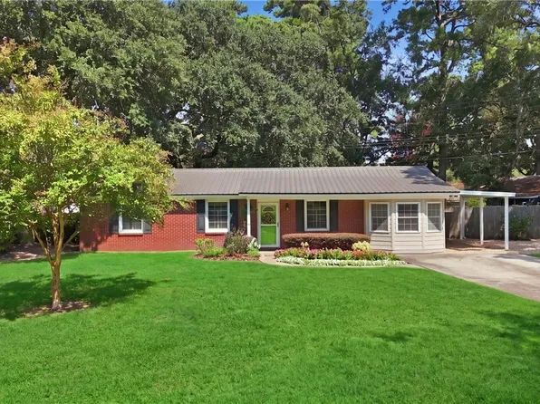 206 Port Royal Drive, Savannah, GA 31410