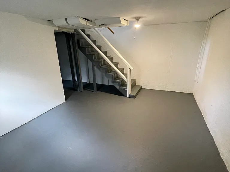 2210 Huntington Ave — Photo 11