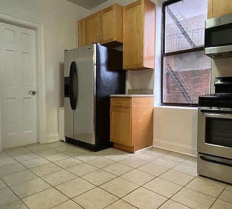 5th image of 501 W 110th St APT 4G
