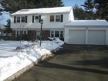 2nd image of 29 Heather Dr