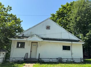 127 Bermond Ave, Endicott, NY 13760