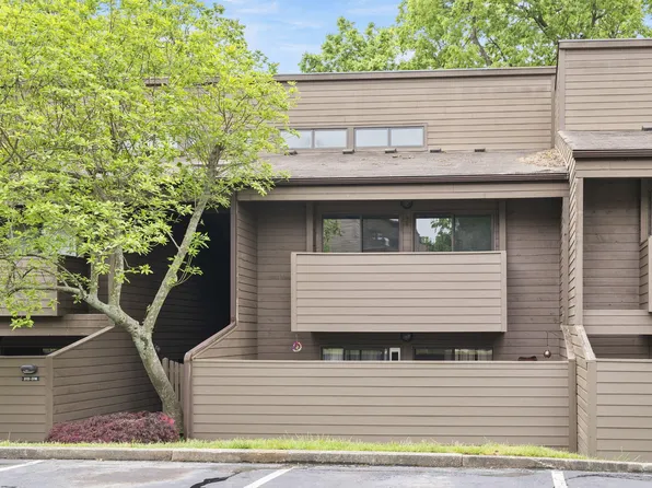 750 Shaker Dr APT 316, Lexington, KY 40504