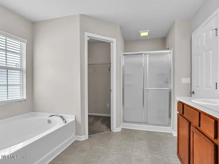 4892 Monroe Forest Dr — Photo 16