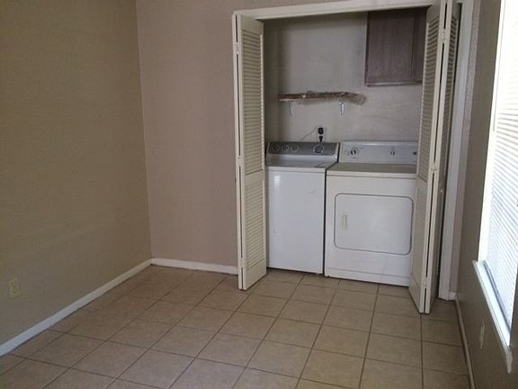 5th image of 1509 Hillside Dr