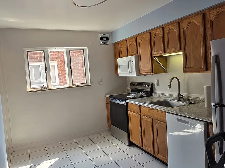 4507 Main St #U — Photo 11
