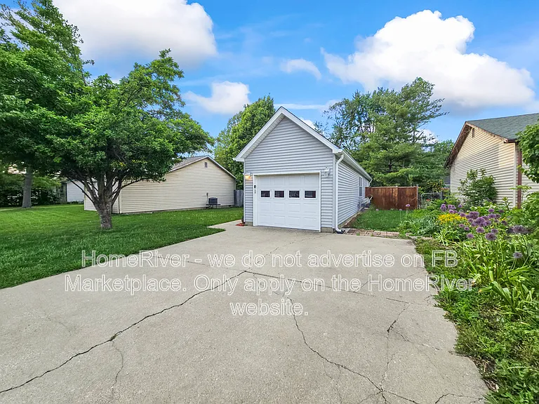 2606 E 56th St — Photo 20