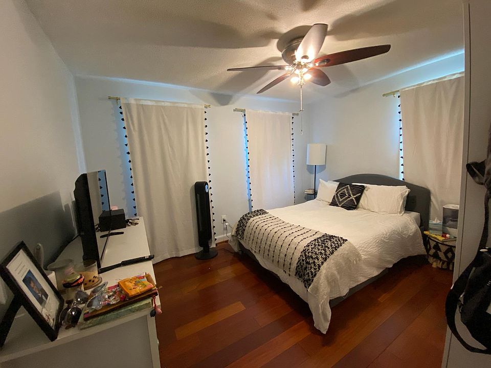 1st image of 2843 Summerfield Rd #1