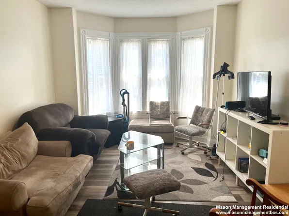 23 Union Ave #1, Jamaica Plain, MA 02130