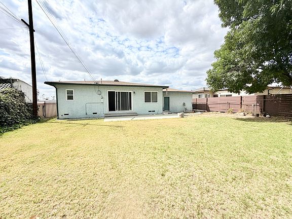 4th image of 1514 N Hacienda Blvd