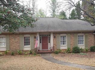 17 Rushden Dr, Greenville, SC 29615