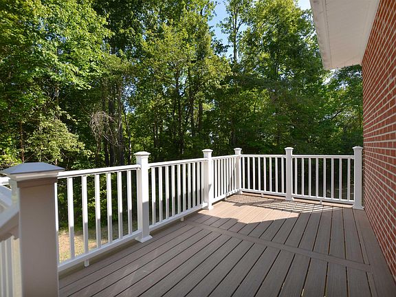 5th image of 288 Raines Rd