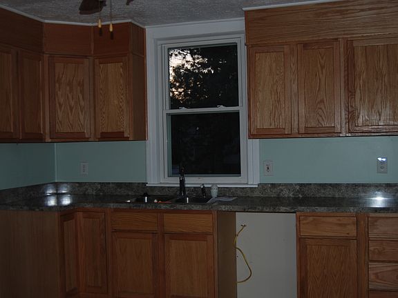 4th image of 9309 Hamburg Rd