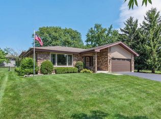 1600 71st St, Downers Grove, IL 60516