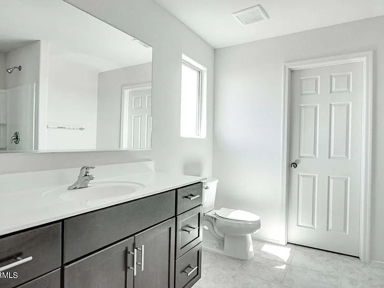 18283 N Presley Ln — Photo 15