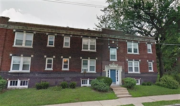 1st image of 2906 Pestalozzi St APT 1W