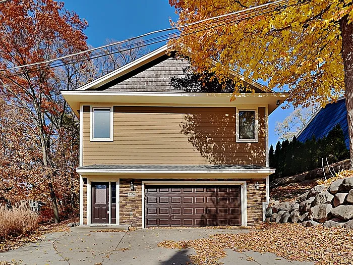 4870 Glasgow Rd — Photo 1