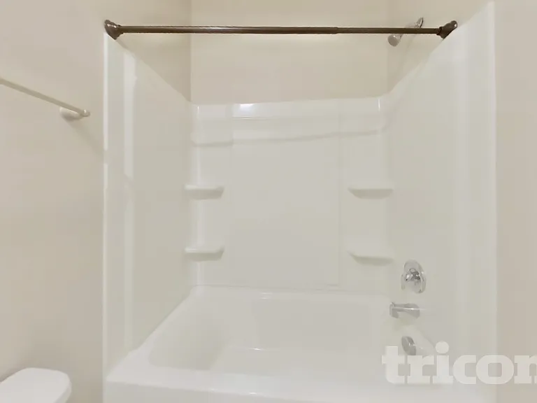 2818 Buzz St — Photo 16
